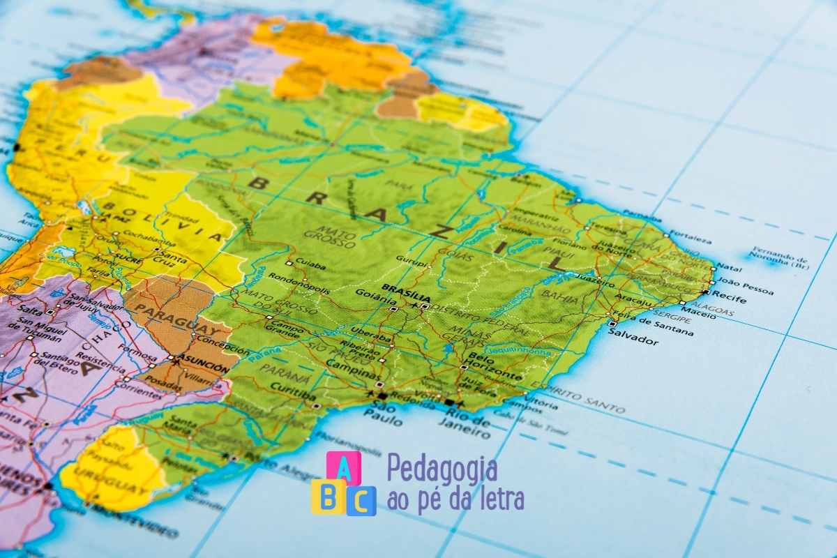 Estados e Capitais do Brasil: Atividades Educativas para Crianças